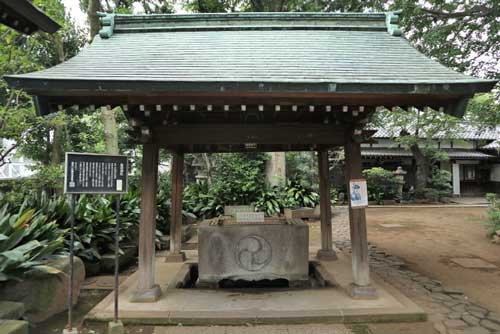 奥澤神社の手水舎